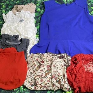 Women’s Blouses/ Tee Shirt Bundle Size- L